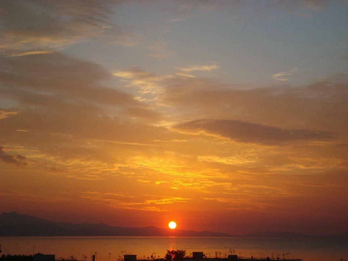 Smile House Near Athens Airport 300M From The Sea Villa Artemida  Exteriör bild